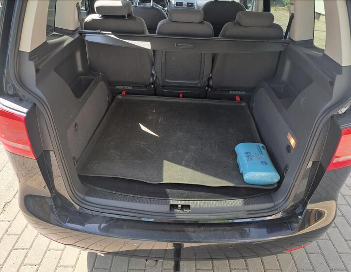 Volkswagen Touran 36