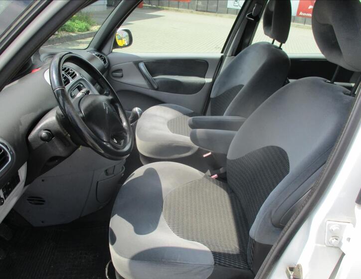 Citroën Xsara Picasso 7
