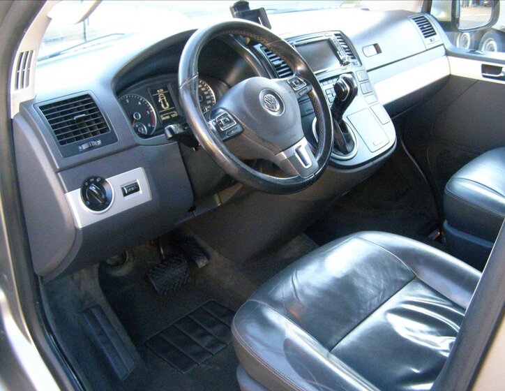 Volkswagen Multivan MPV 2,0 l 132 kw