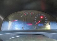 Volkswagen Caravelle Kombi 2,5 l 128 kw