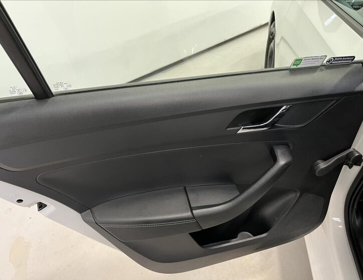 Škoda Rapid Liftback 1,2 l 66 kw