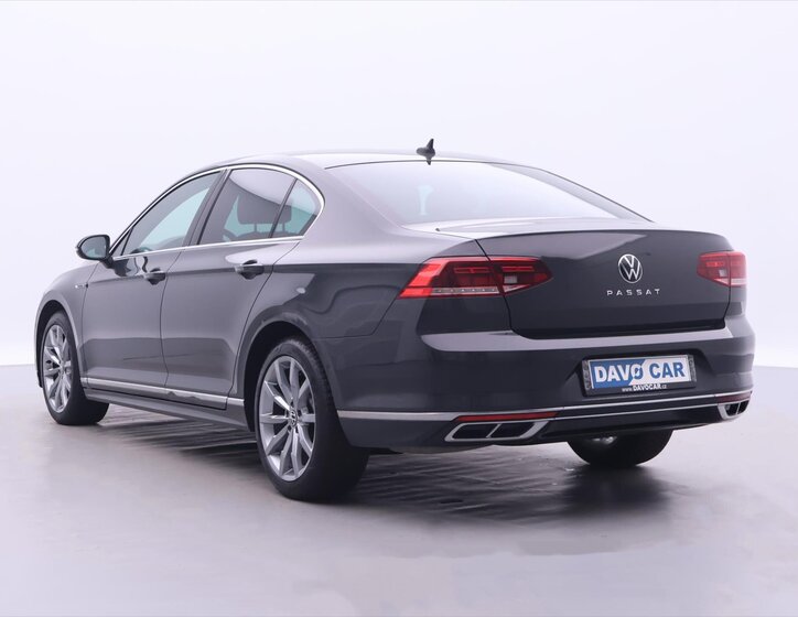 Volkswagen Passat Sedan / Limuzína 2,0 l 140 kw