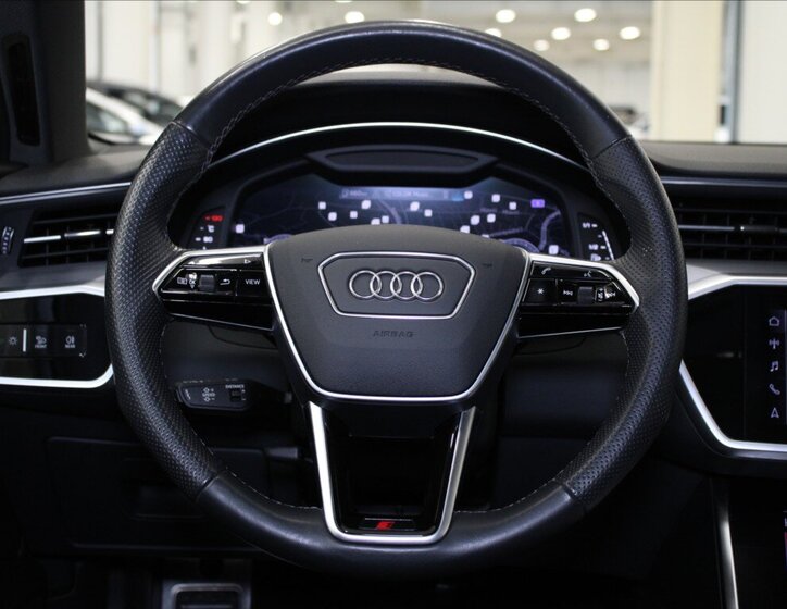 Audi A6 Sedan 3,0 l 210 kw