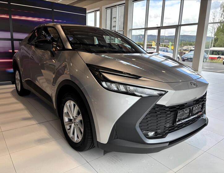 Toyota C-HR 1