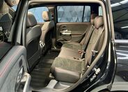 Mercedes-Benz GLB 11