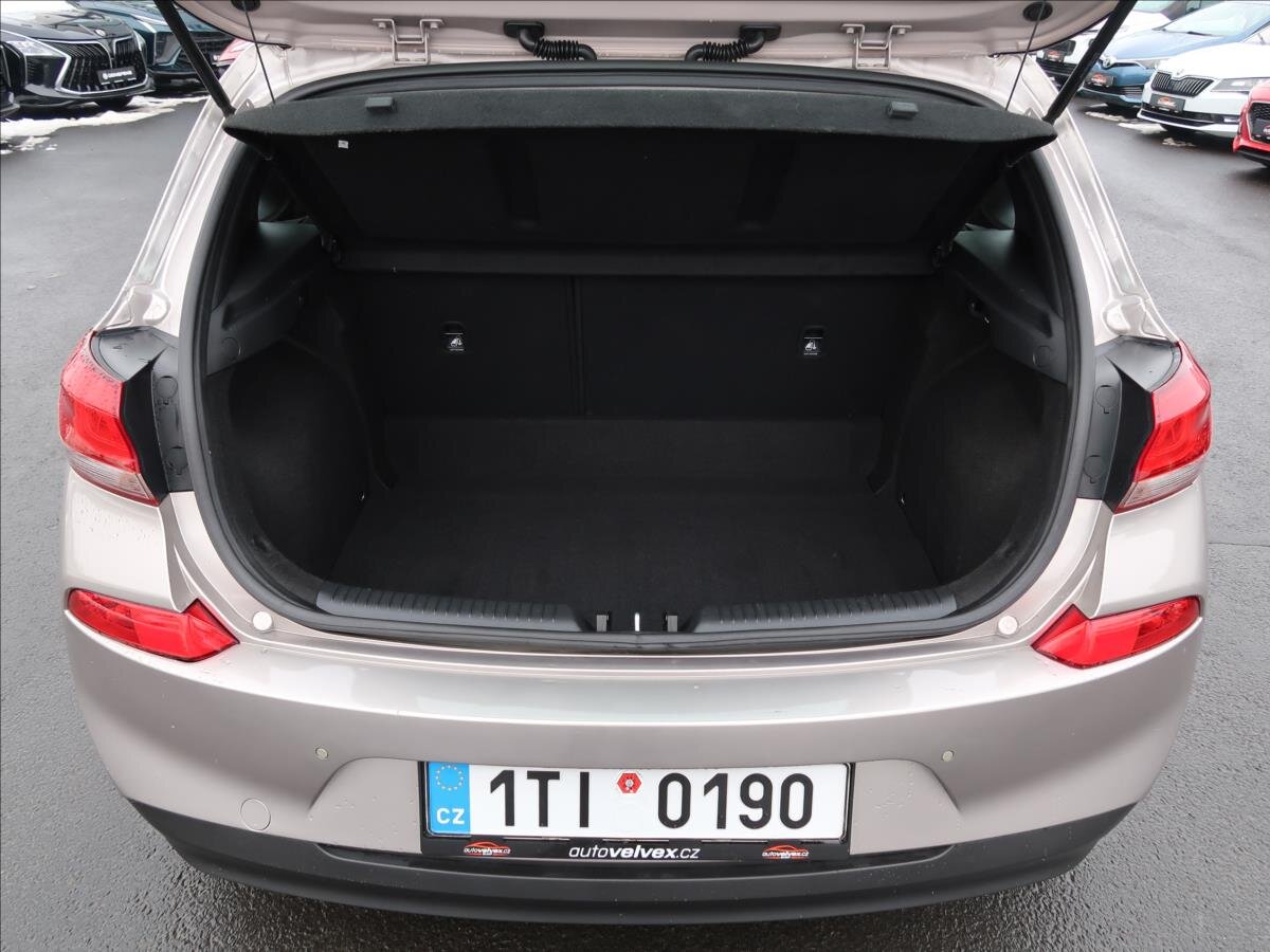 Hyundai i30 Hatchback 998,0 88 kw