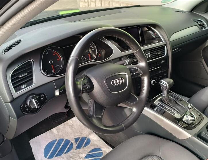 Audi A4 11