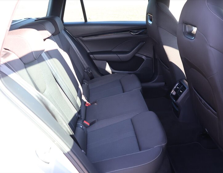 Škoda Octavia Kombi 999,0 81 kw