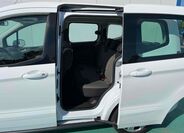Ford Tourneo Courier 9