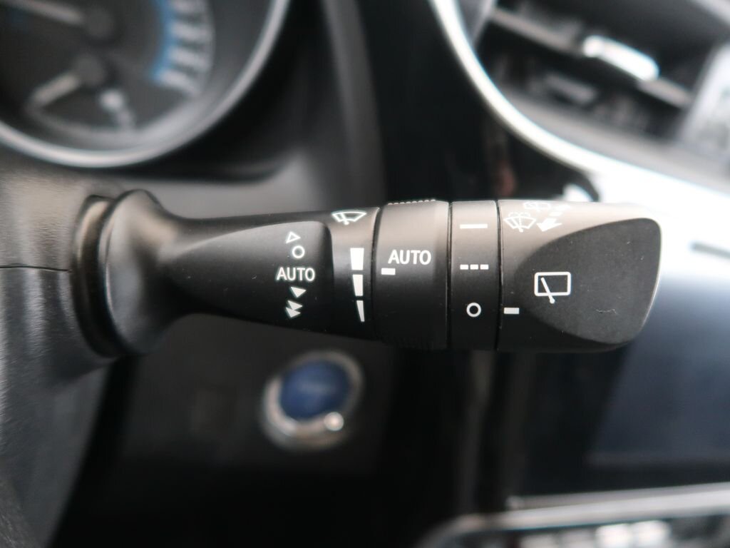 Toyota Auris Kombi 1,8 l 73 kw