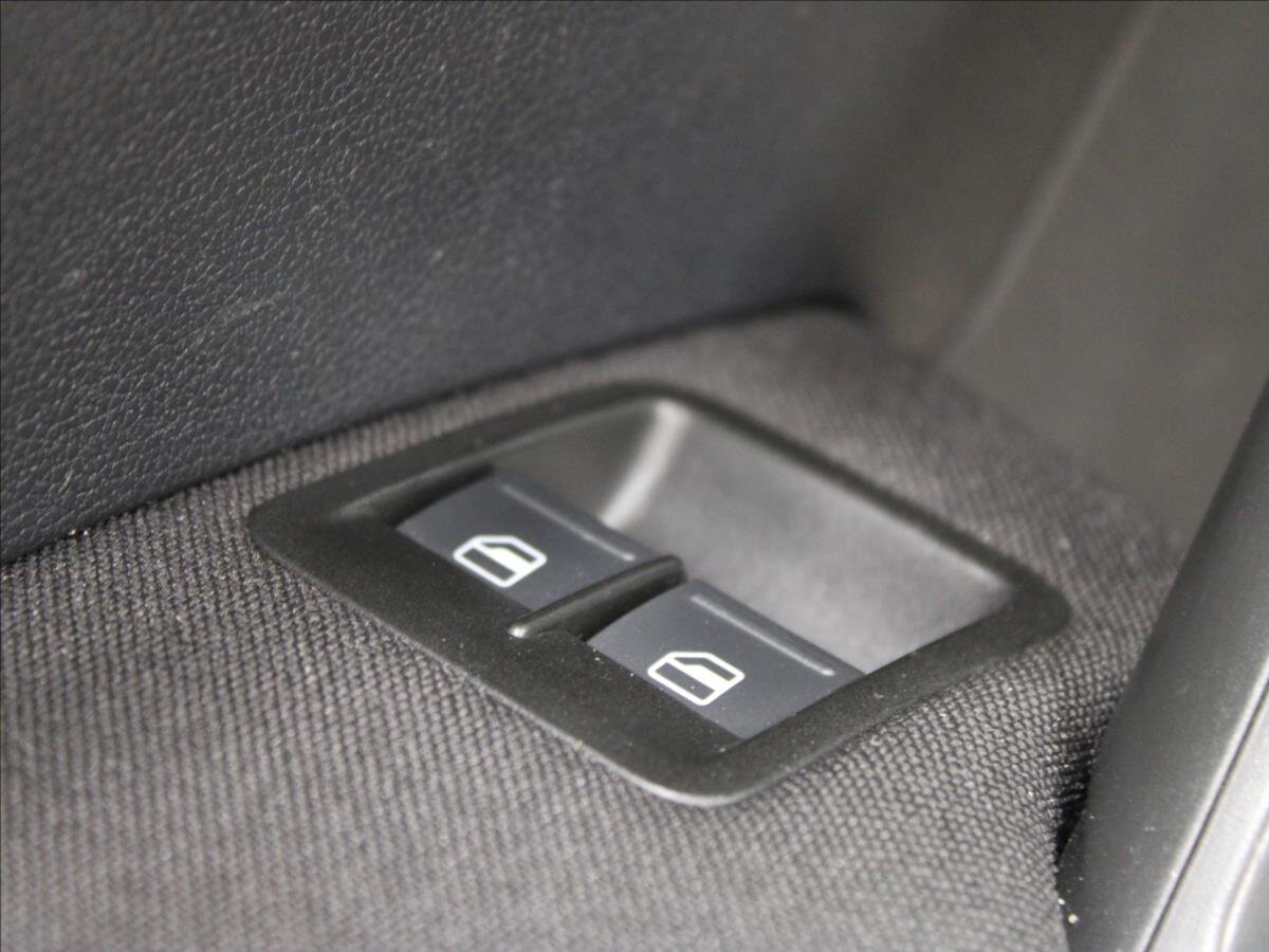 Volkswagen Caddy Kombi 1,2 l 62 kw