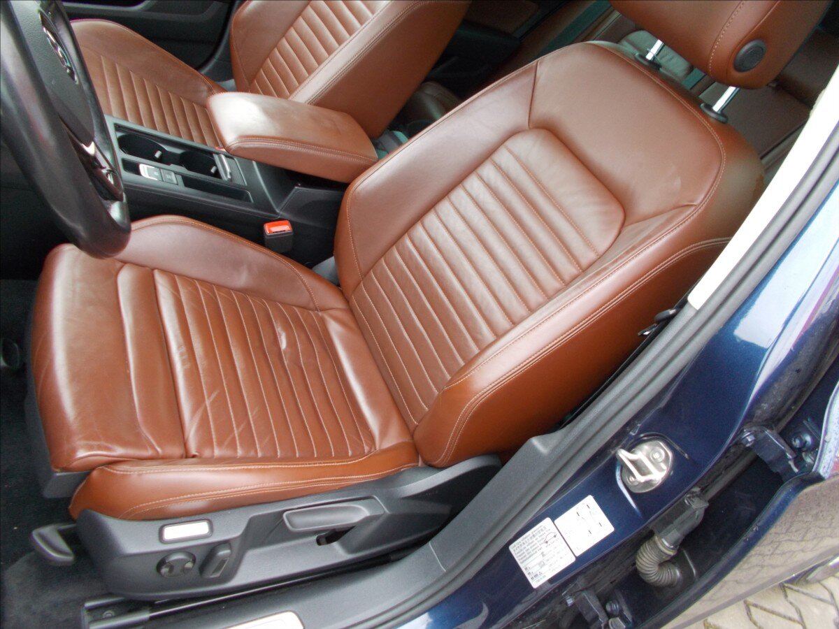 Volkswagen Passat Kombi 1,4 l 110 kw