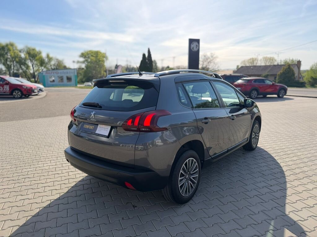 Peugeot 2008 SUV / Terénní 1,2 l 60 kw