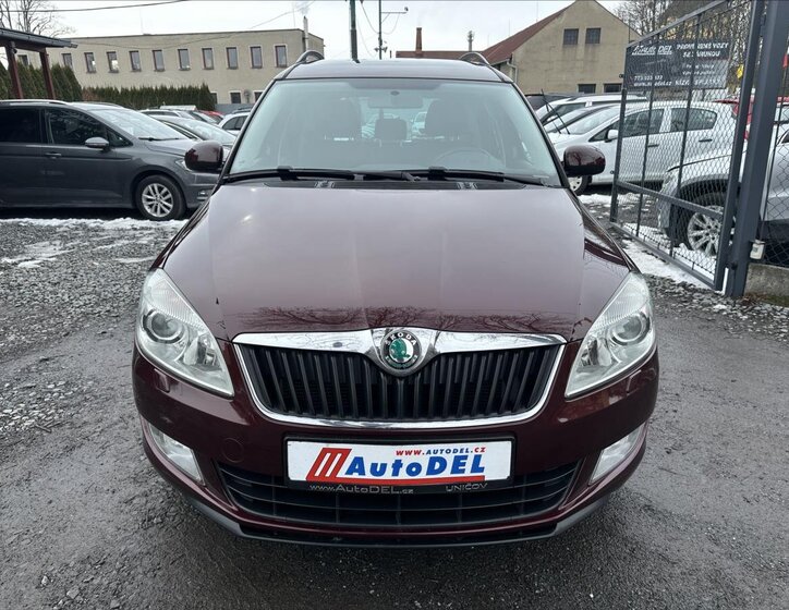 Škoda Roomster Kombi 1,2 l 77 kw