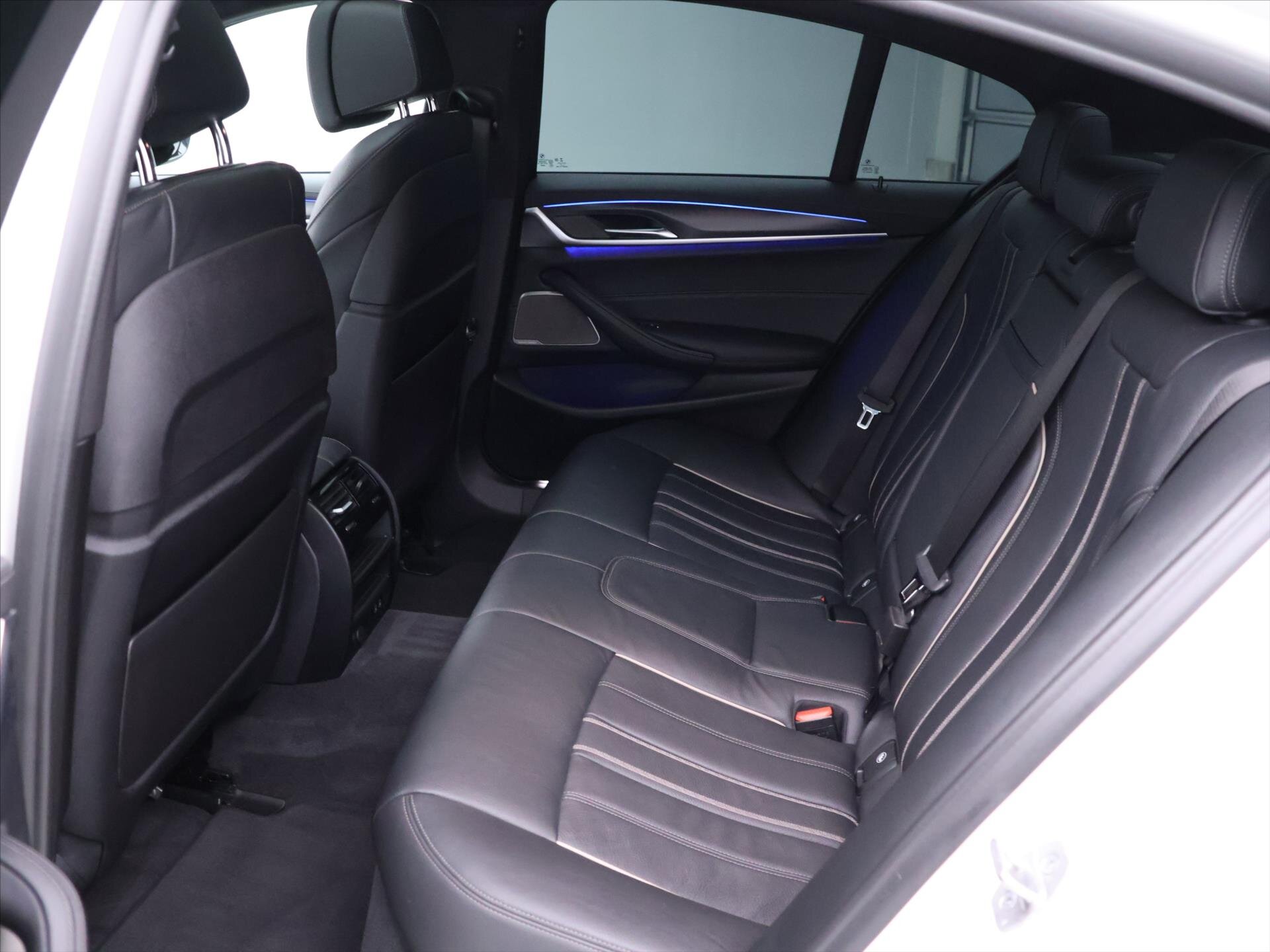 BMW Řada 5 Sedan / Limuzína 4,4 l 390 kw