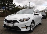 KIA Ceed 4