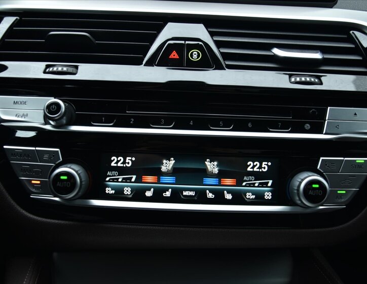 BMW Řada 5 Sedan / Limuzína 3,0 l 250 kw