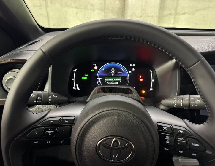 Toyota Aygo Hatchback 998,0 53 kw