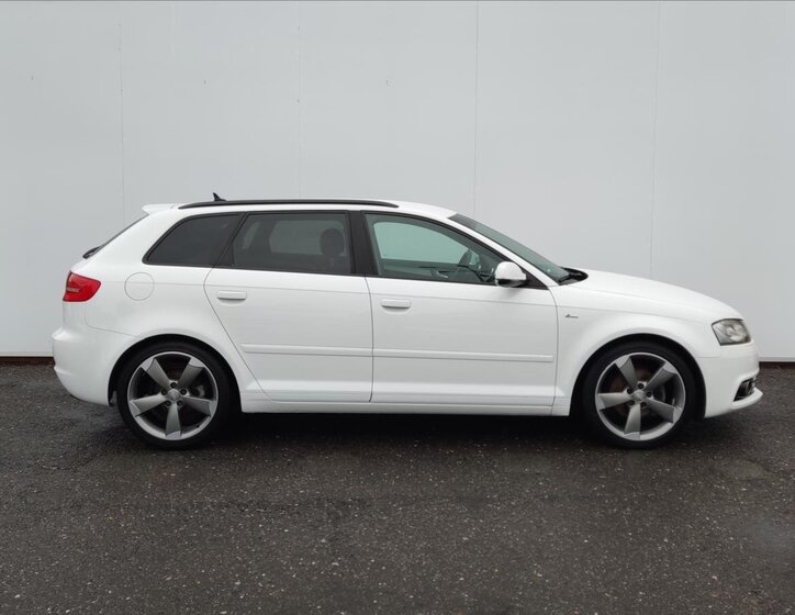 Audi A3 Hatchback 1,4 l 92 kw