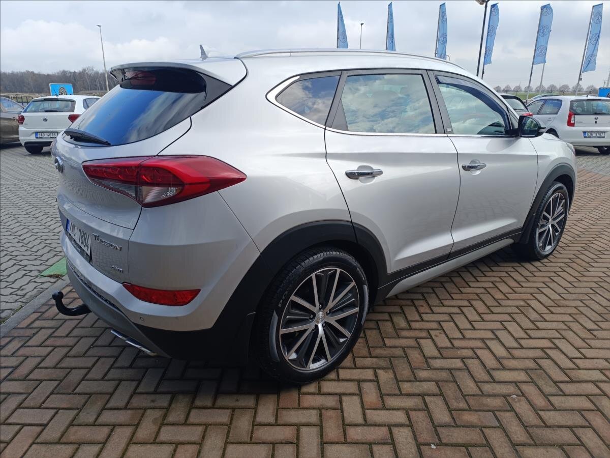 Hyundai Tucson SUV / Terénní 2,0 l 100 kw