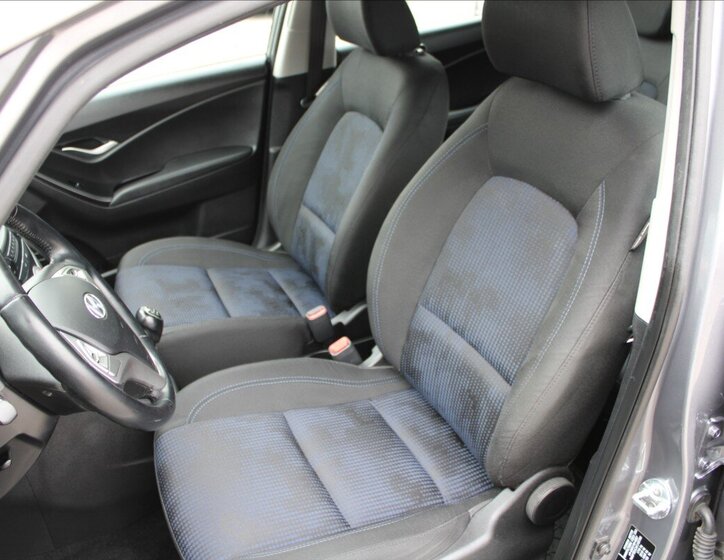 Hyundai ix20 Hatchback 1,4 l 66 kw