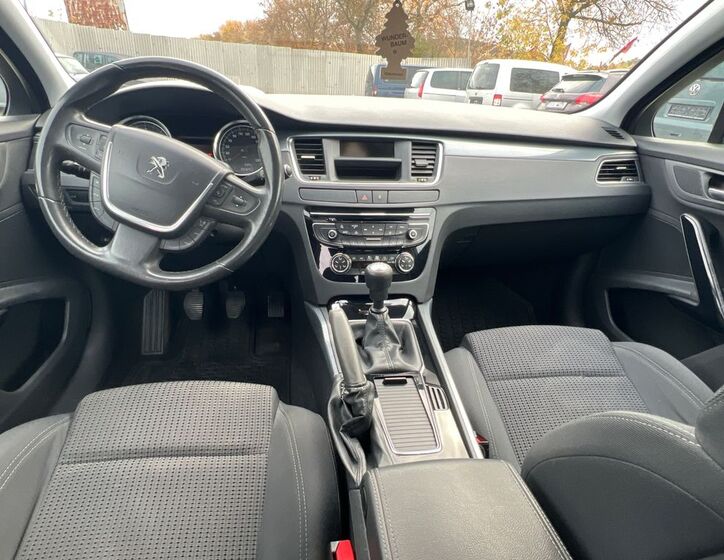 Peugeot 508 6