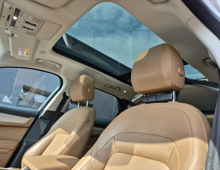 Jaguar F-Pace SUV / Terénní 2,0 l 150 kw