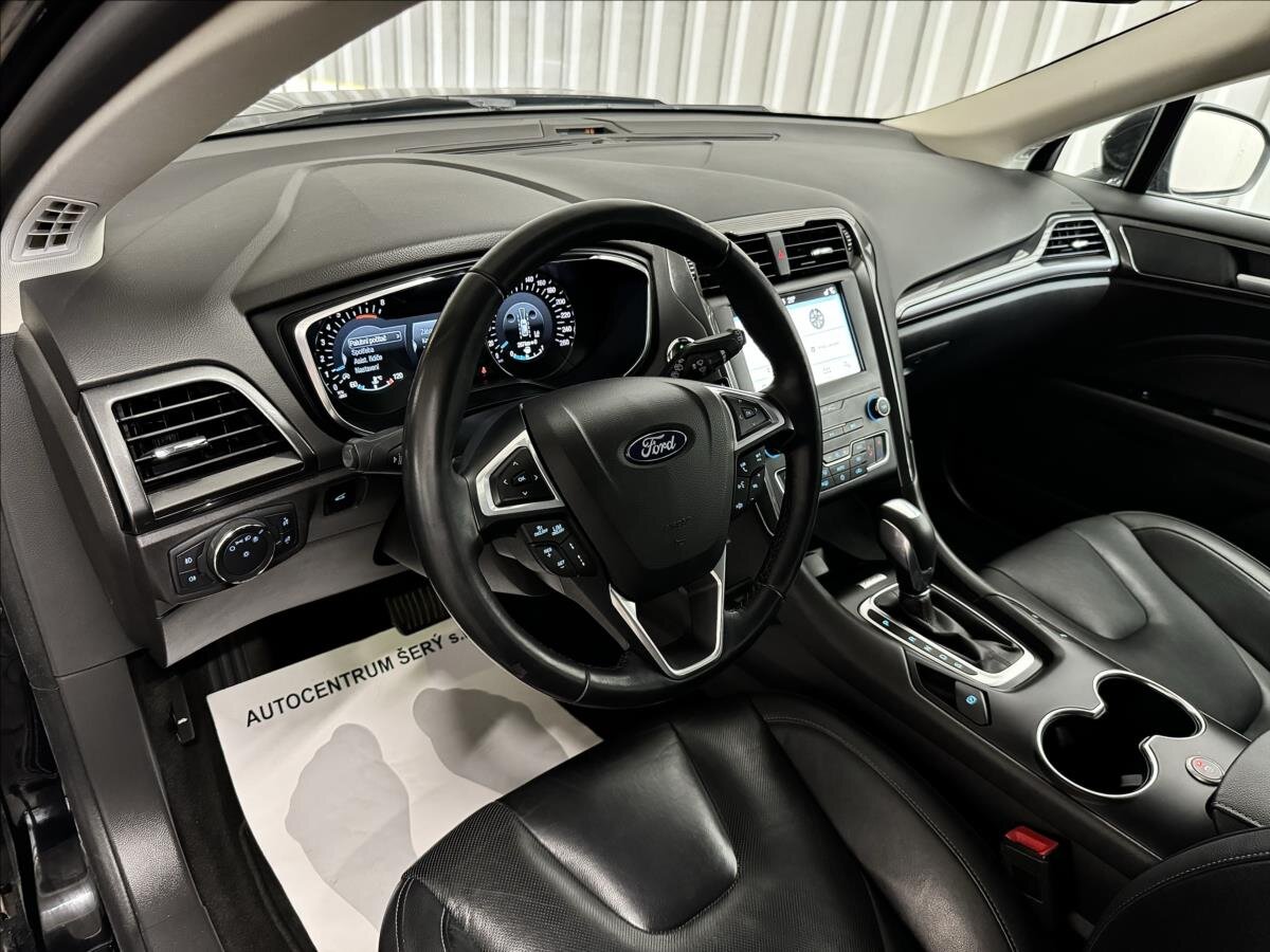 Ford Mondeo Kombi 1,5 l 121 kw