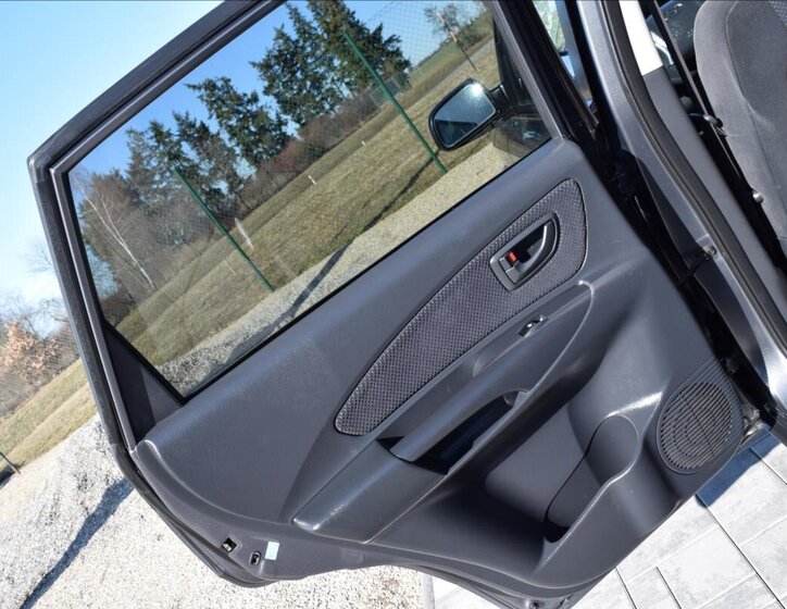 Hyundai Tucson SUV 2,0 l 104 kw