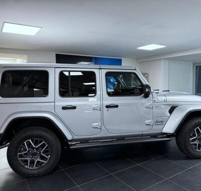 Jeep Wrangler 4