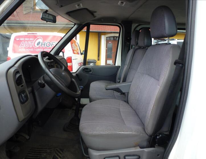 Ford Transit 14