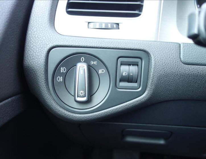 Volkswagen Golf Hatchback 1,4 l 90 kw