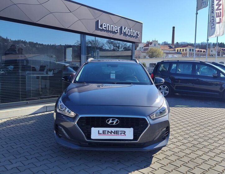 Hyundai i30 Kombi 1,6 l 81 kw