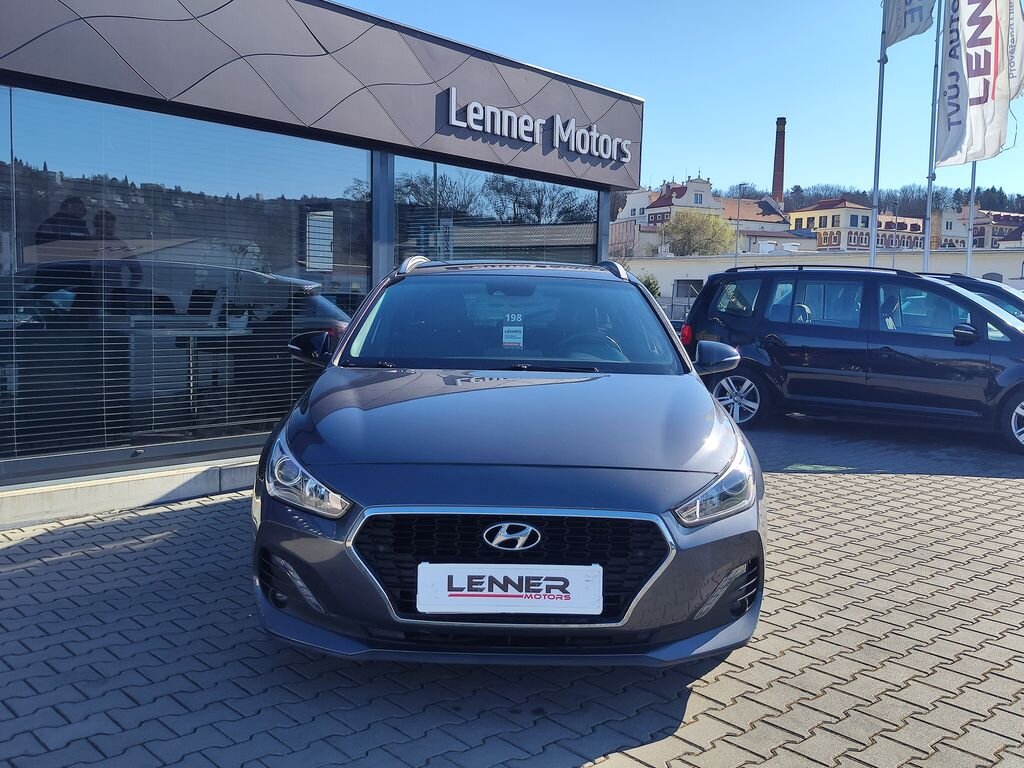 Hyundai i30 Kombi 1,6 l 81 kw