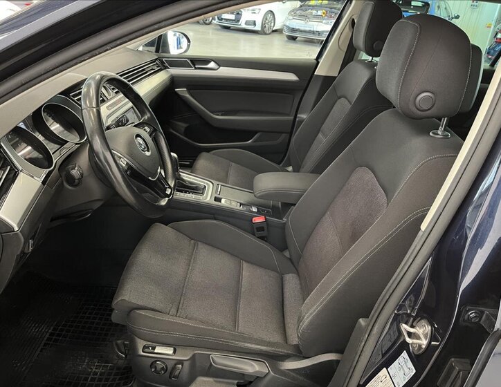 Volkswagen Passat Kombi 2,0 l 140 kw