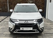 Mitsubishi Outlander 1