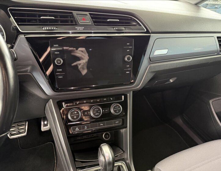 Volkswagen Touran Kombi 1,5 l 110 kw