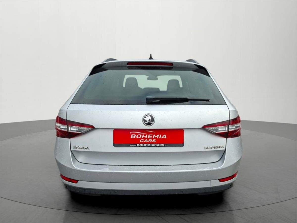 Škoda Superb Kombi 2,0 l 110 kw