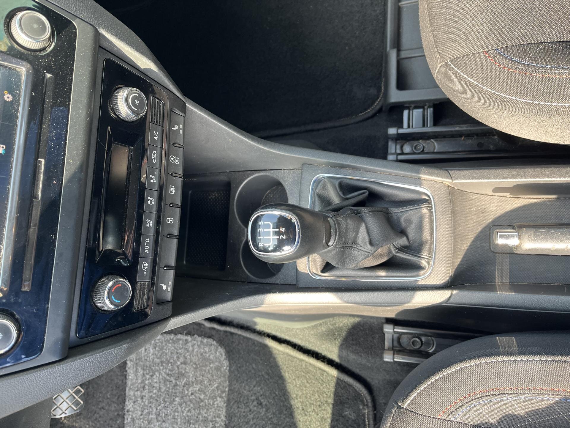 Škoda Rapid Hatchback 999,0 70 kw