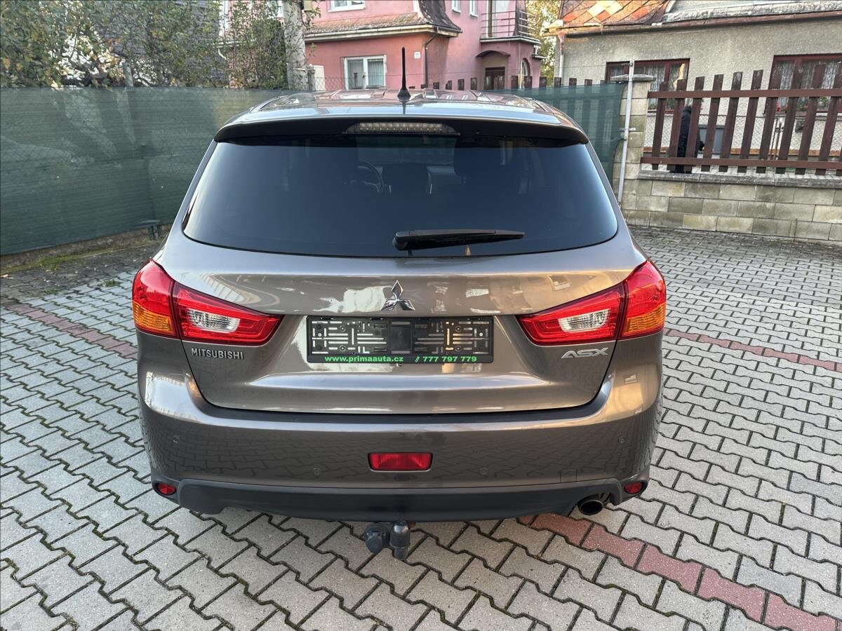 Mitsubishi ASX SUV 1,6 l 86 kw