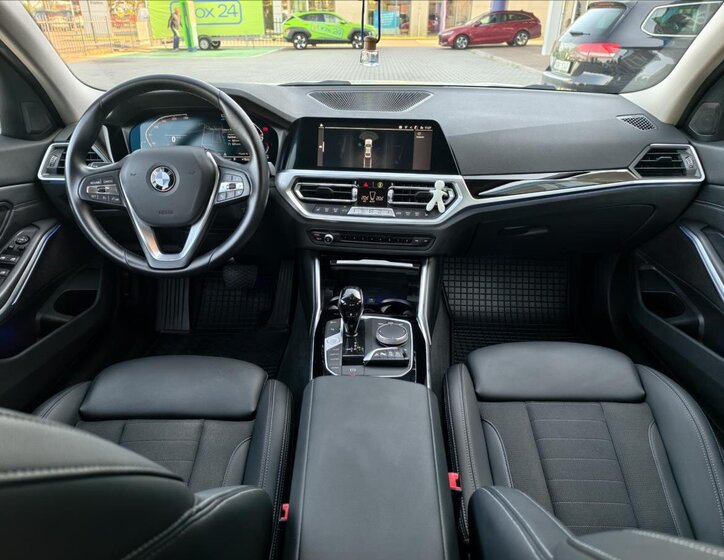 BMW Řada 3 Sedan 2,0 l 140 kw