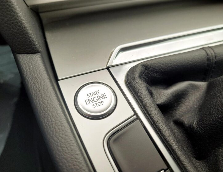 Volkswagen Passat Kombi 1,6 l 88 kw