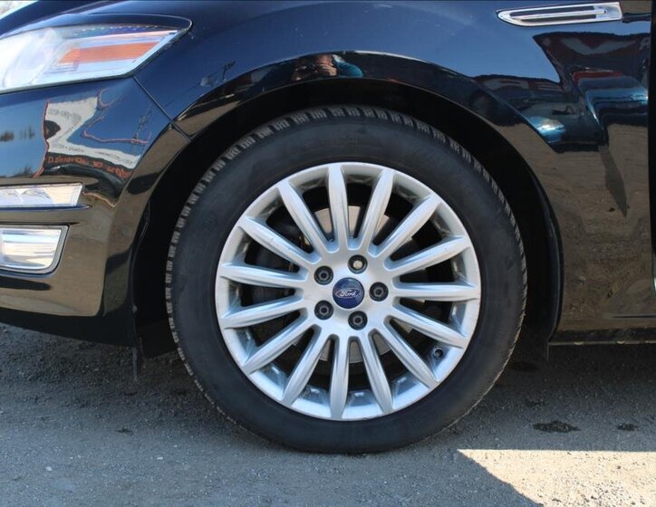 Ford Mondeo Liftback 1,6 l 118 kw