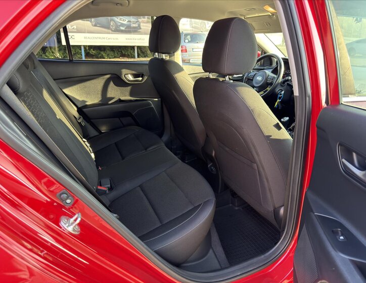 KIA Rio Hatchback 1,4 l 73 kw