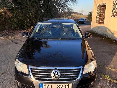 Volkswagen Passat Sedan / Limuzína 2,0 l 110 kw