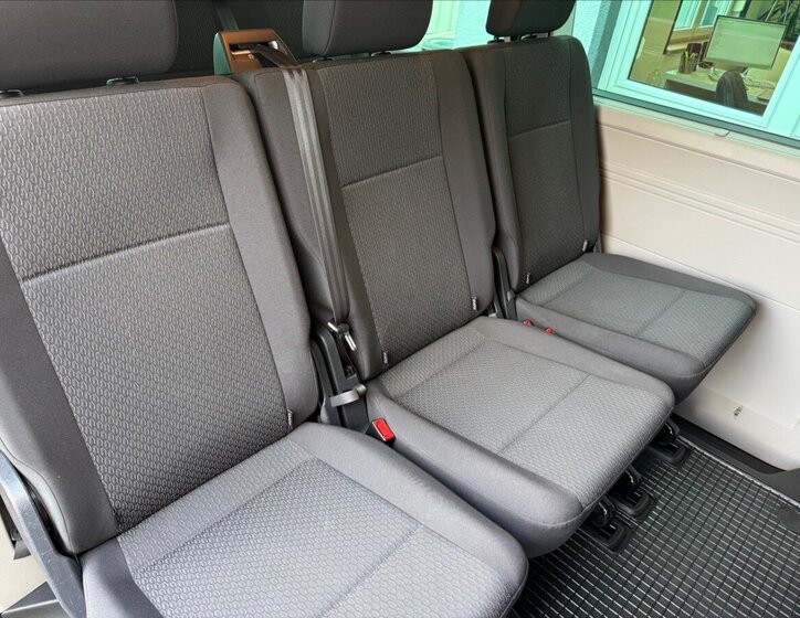 Volkswagen Transporter 23