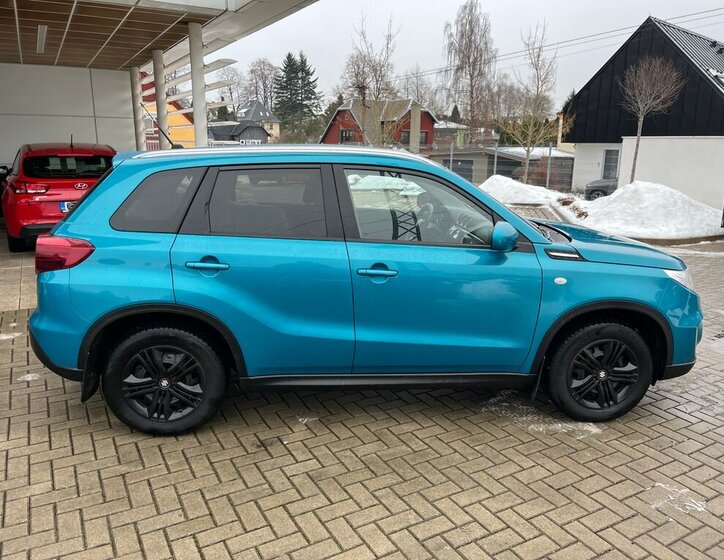 Suzuki Vitara SUV 1,4 l 103 kw