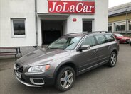 Volvo XC70 Kombi 2,4 l 151 kw