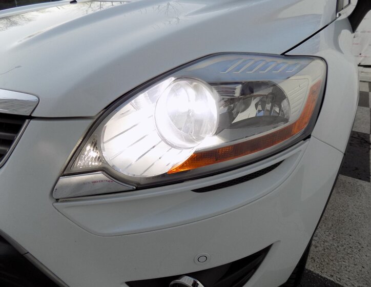 Ford Kuga SUV / Terénní 2,0 l 120 kw