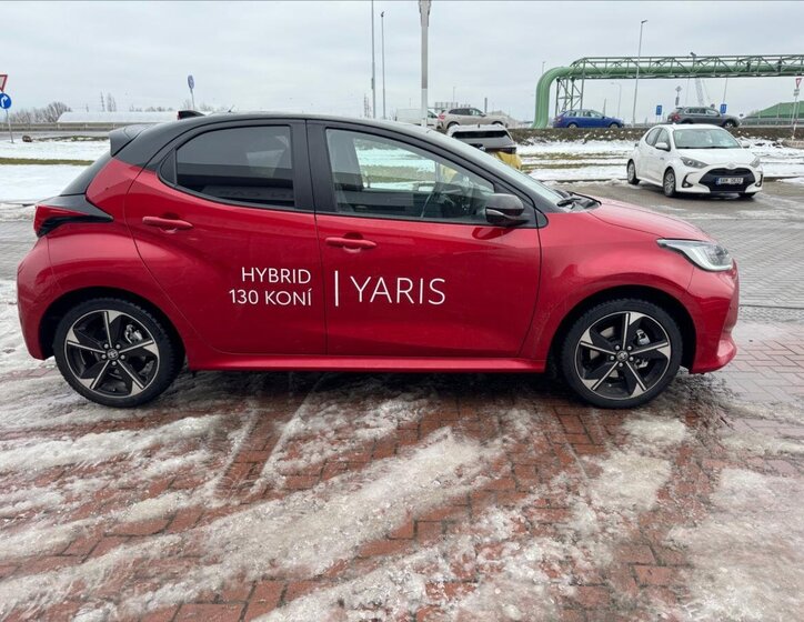 Toyota Yaris Hatchback 1,5 l 97 kw